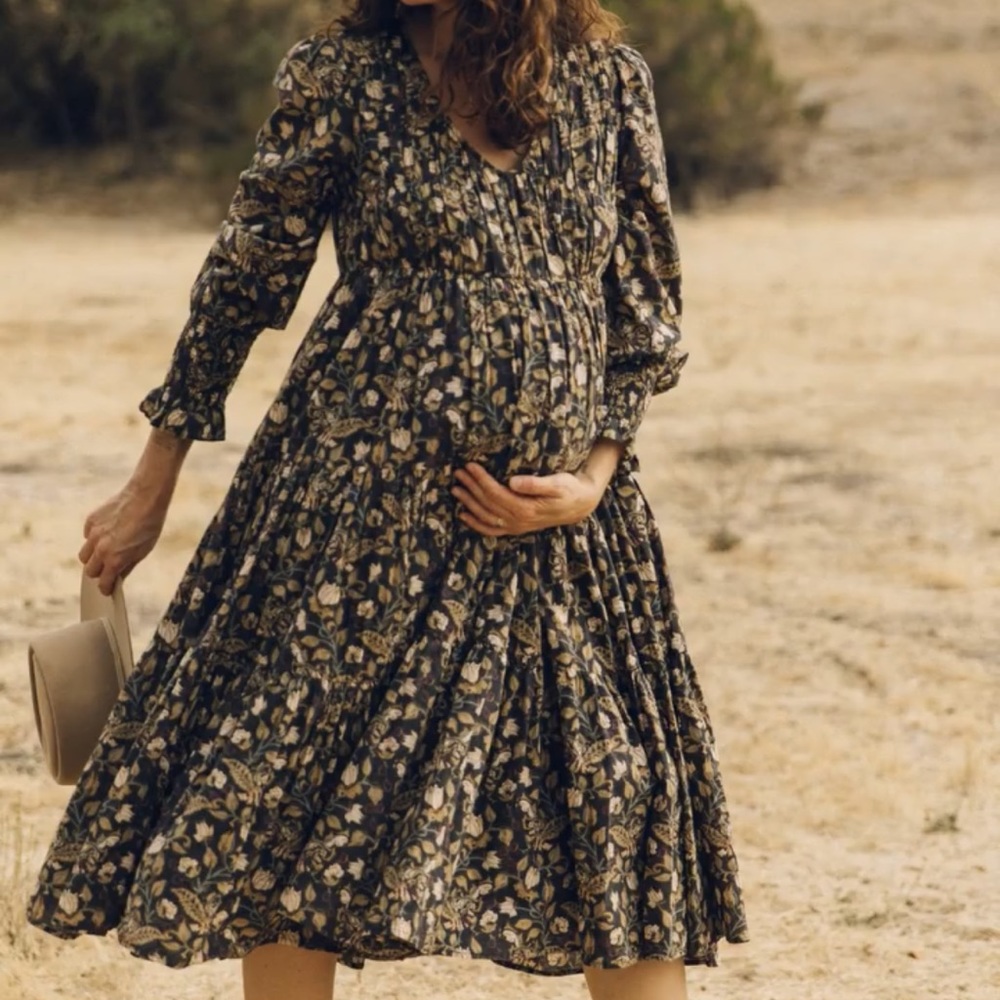 Let Me Be Odette midi dress!